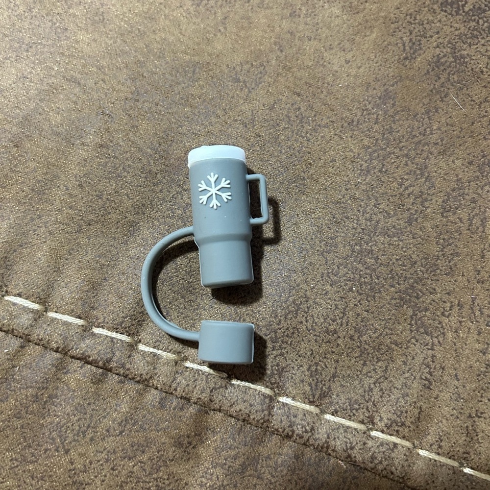 Straw cap cover